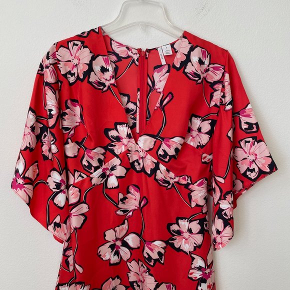 Lewit Silk Floral Deep V Midi Dress - Picture 3 of 14